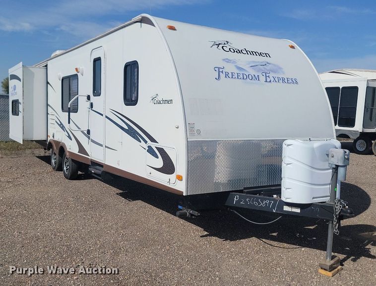 image for item JG9766 2011 Forrest River Coachmen  camper