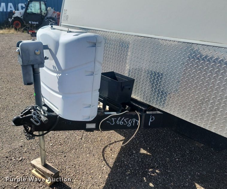 image for item JG9766 2011 Forrest River Coachmen  camper