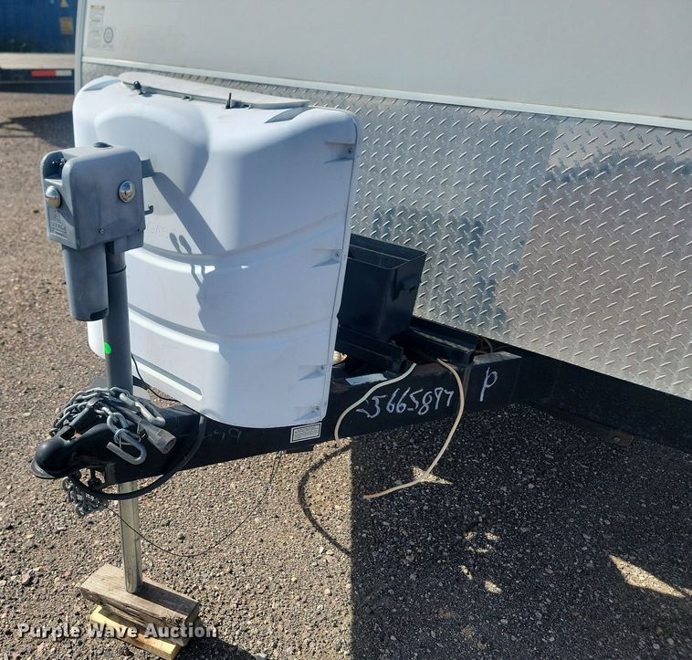 image for item JG9766 2011 Forrest River Coachmen  camper