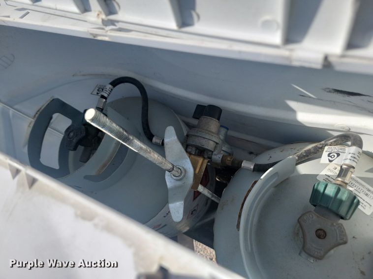 image for item JG9766 2011 Forrest River Coachmen  camper