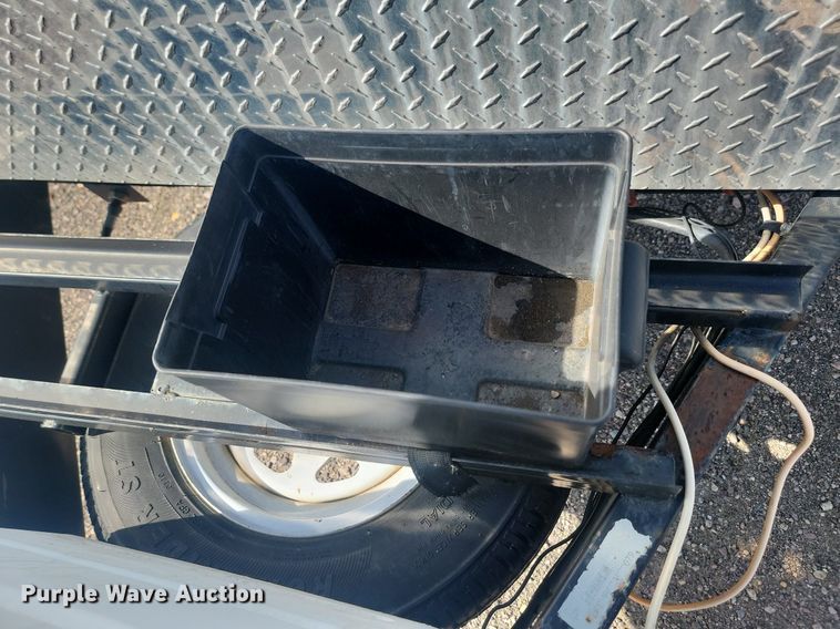 image for item JG9766 2011 Forrest River Coachmen  camper