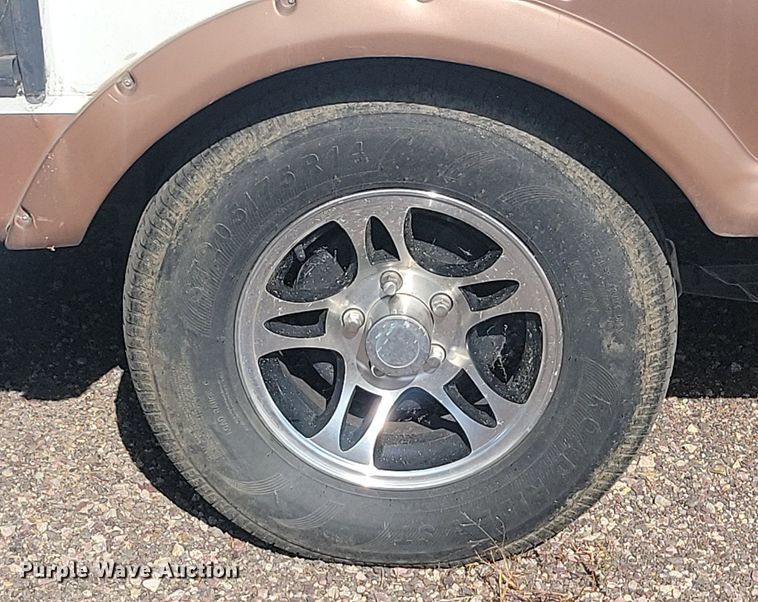 image for item JG9766 2011 Forrest River Coachmen  camper