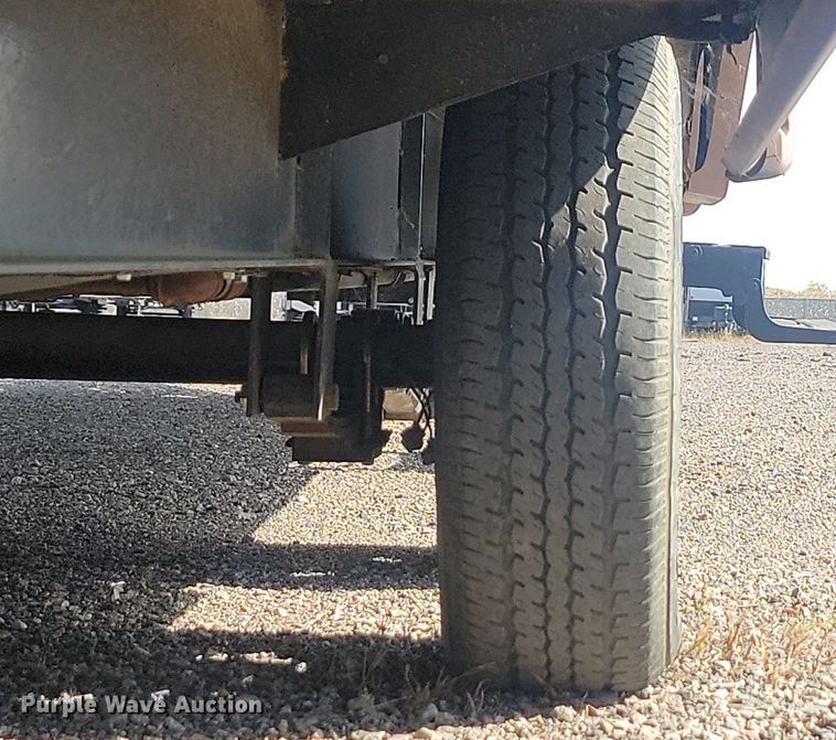 image for item JG9766 2011 Forrest River Coachmen  camper