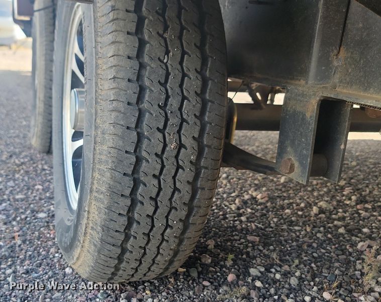 image for item JG9766 2011 Forrest River Coachmen  camper