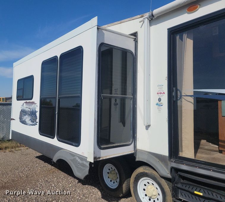 image for item JG9767 2014 Estate Villa  camper