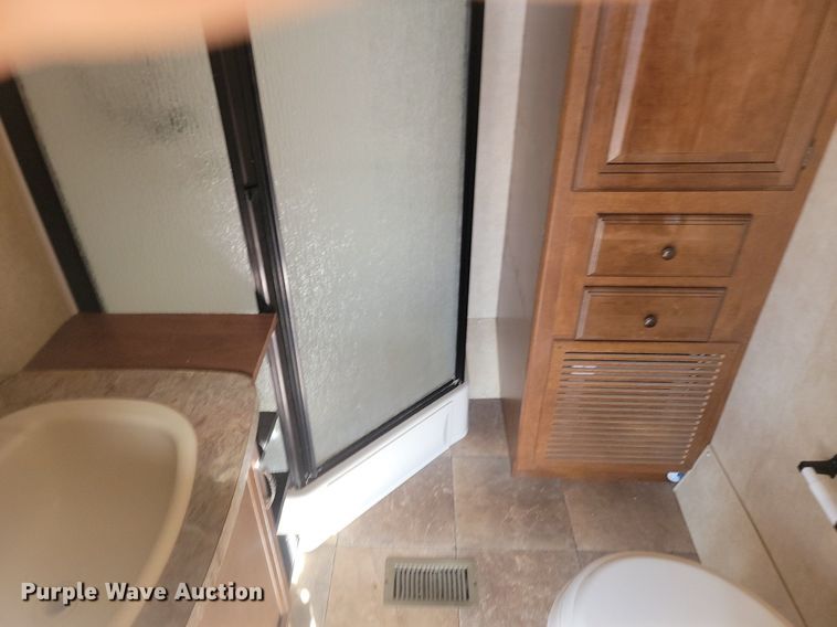 image for item JG9767 2014 Estate Villa  camper