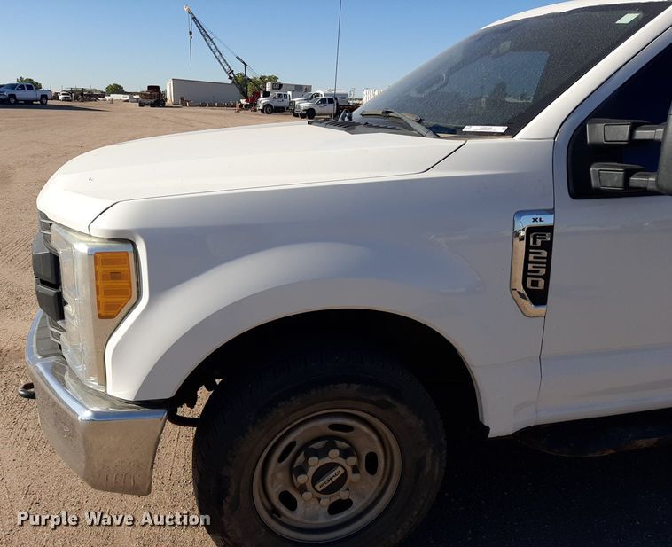 image for item KD9169 2017 Ford F250 Super Duty  SuperCab pickup truck