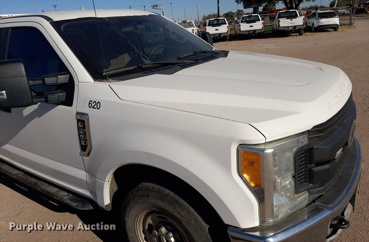 image for item KD9169 2017 Ford F250 Super Duty  SuperCab pickup truck