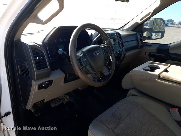 image for item KD9169 2017 Ford F250 Super Duty  SuperCab pickup truck