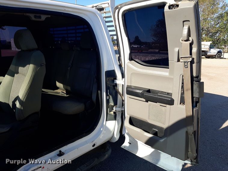 image for item KD9169 2017 Ford F250 Super Duty  SuperCab pickup truck