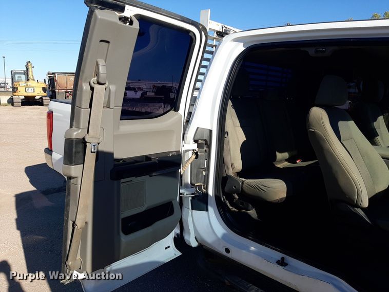 image for item KD9169 2017 Ford F250 Super Duty  SuperCab pickup truck