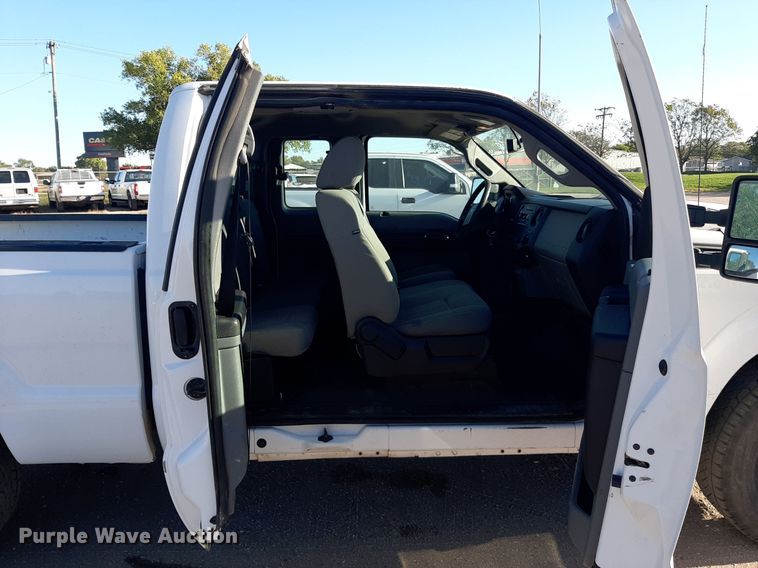 image for item KD9170 2015 Ford F250 Super Duty  SuperCab pickup truck