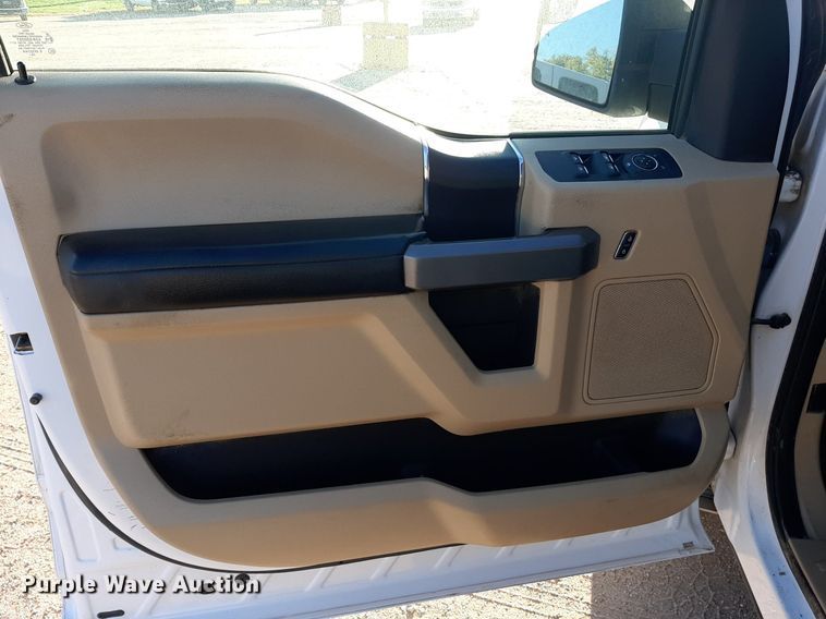 image for item KD9171 2019 Ford F150  SuperCrew pickup truck