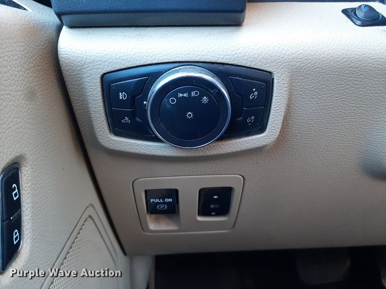 image for item KD9171 2019 Ford F150  SuperCrew pickup truck