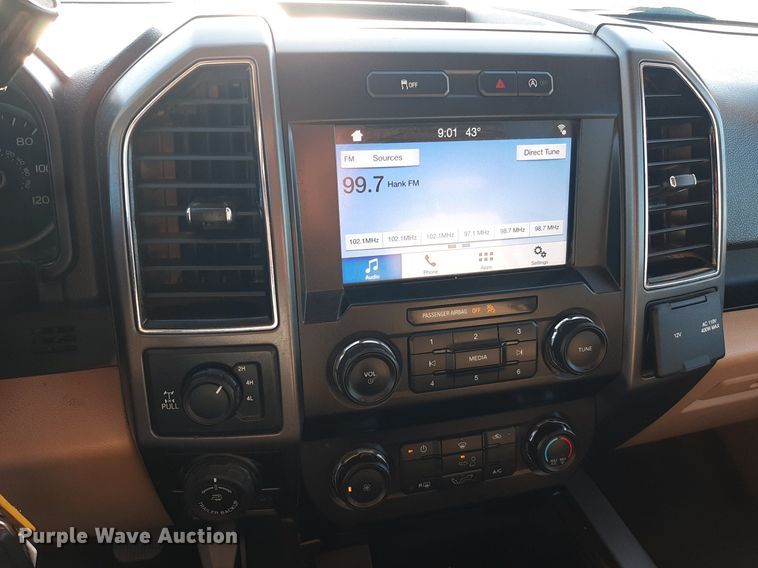 image for item KD9171 2019 Ford F150  SuperCrew pickup truck