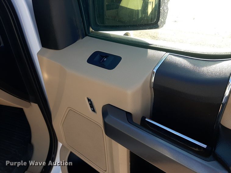 image for item KD9171 2019 Ford F150  SuperCrew pickup truck