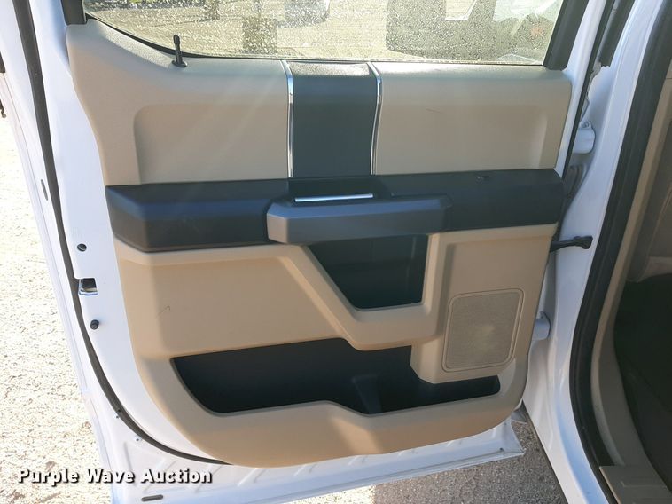 image for item KD9171 2019 Ford F150  SuperCrew pickup truck