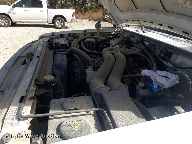 image for item KD9173 1996 Ford F350 XL  utility bed pickup truck