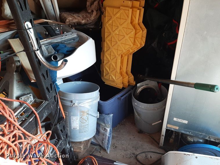 image for item KD9196 2006 Forest River  enclosed cargo trailer