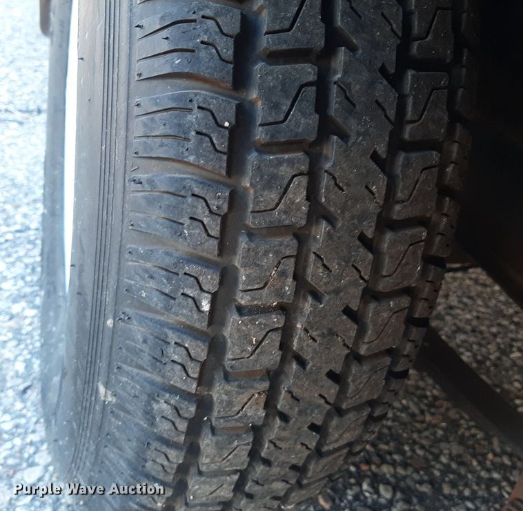 image for item KD9196 2006 Forest River  enclosed cargo trailer