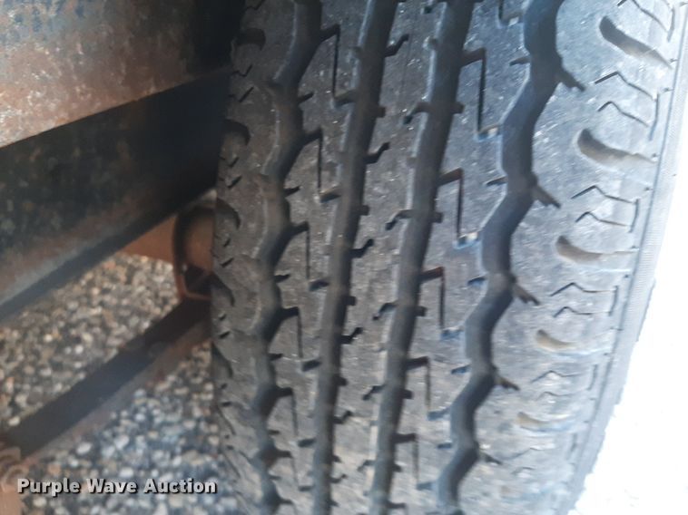 image for item KD9196 2006 Forest River  enclosed cargo trailer