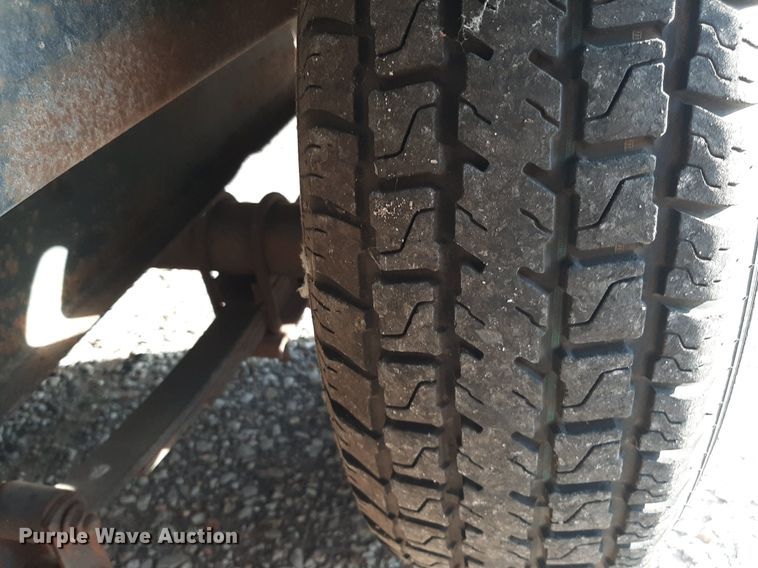 image for item KD9196 2006 Forest River  enclosed cargo trailer