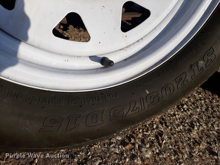 image for item KD9196 2006 Forest River  enclosed cargo trailer