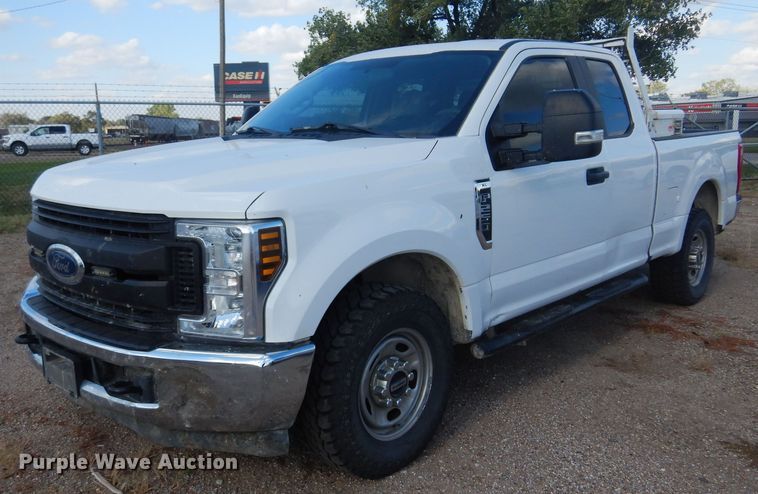 image for item KD9201 2019 Ford F250 Super Duty  SuperCab pickup truck