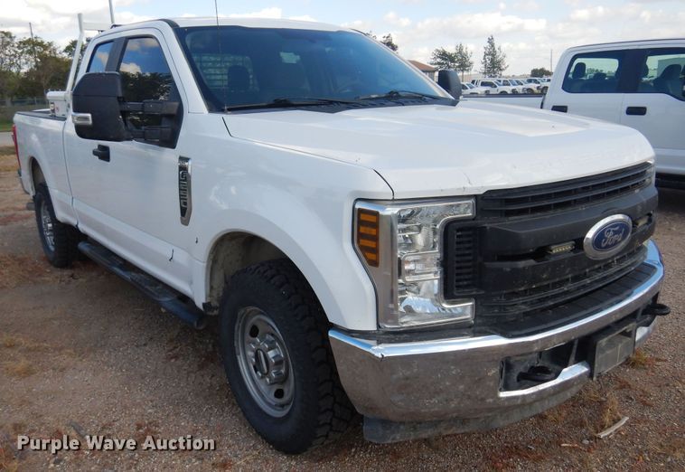 image for item KD9201 2019 Ford F250 Super Duty  SuperCab pickup truck