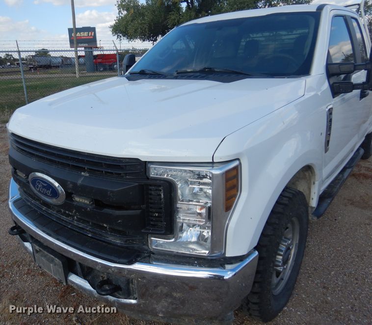 image for item KD9201 2019 Ford F250 Super Duty  SuperCab pickup truck