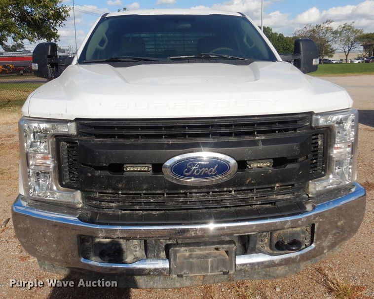 image for item KD9201 2019 Ford F250 Super Duty  SuperCab pickup truck