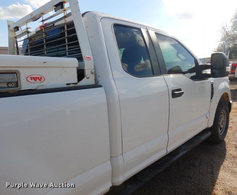 image for item KD9201 2019 Ford F250 Super Duty  SuperCab pickup truck