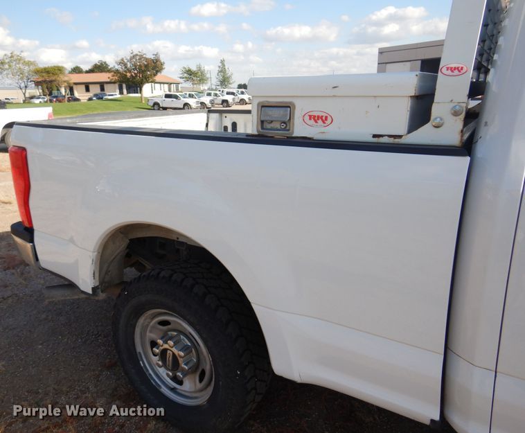 image for item KD9201 2019 Ford F250 Super Duty  SuperCab pickup truck