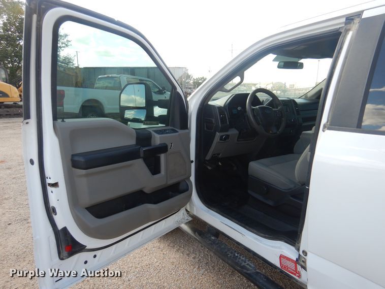 image for item KD9201 2019 Ford F250 Super Duty  SuperCab pickup truck