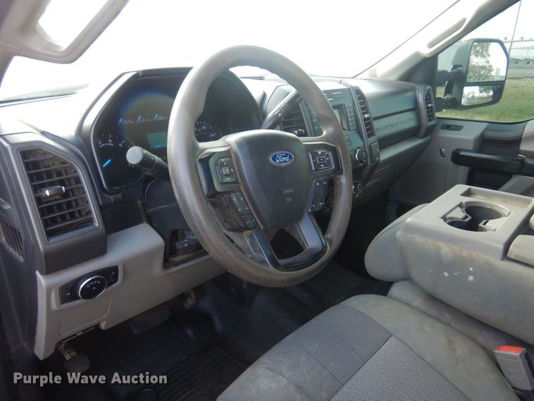 image for item KD9201 2019 Ford F250 Super Duty  SuperCab pickup truck