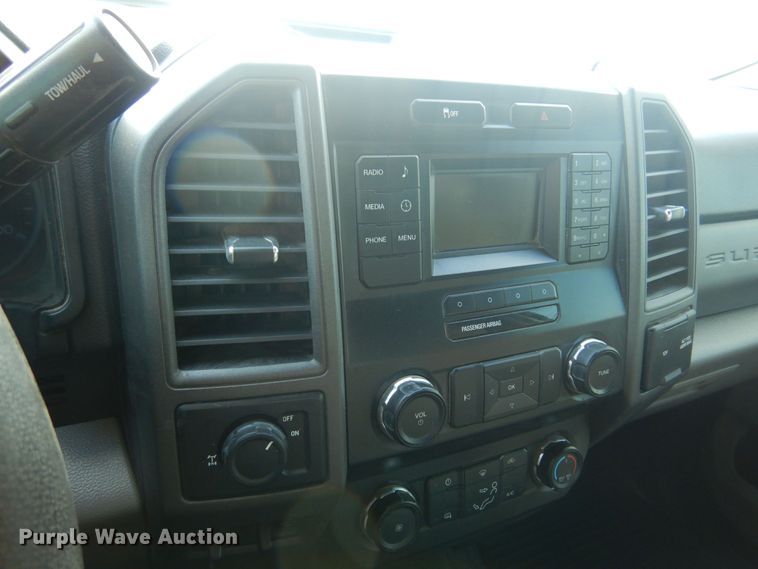 image for item KD9201 2019 Ford F250 Super Duty  SuperCab pickup truck