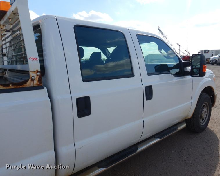 image for item KD9204 2016 Ford F250 Super Duty  Crew Cab pickup truck