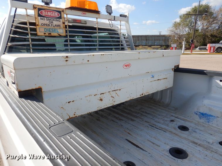 image for item KD9204 2016 Ford F250 Super Duty  Crew Cab pickup truck