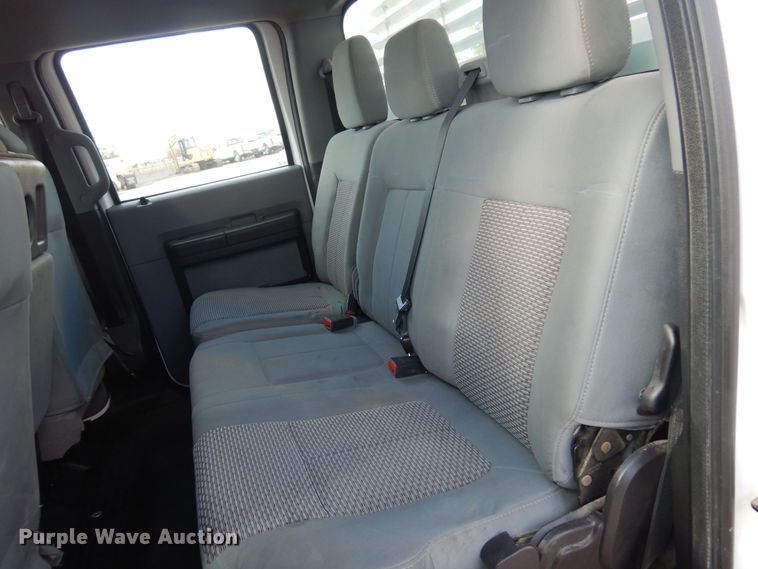 image for item KD9204 2016 Ford F250 Super Duty  Crew Cab pickup truck