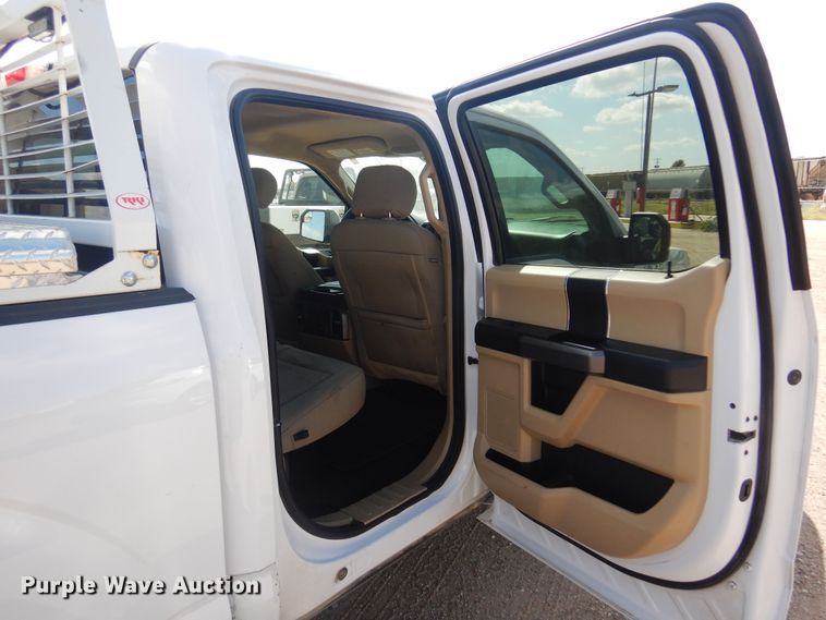 image for item KD9205 2020 Ford F150  SuperCrew pickup truck