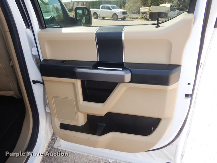 image for item KD9205 2020 Ford F150  SuperCrew pickup truck