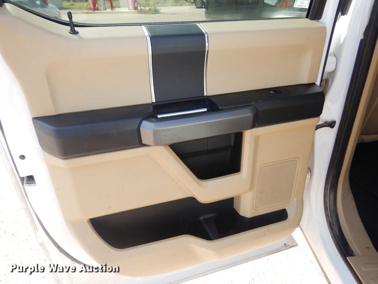 image for item KD9205 2020 Ford F150  SuperCrew pickup truck