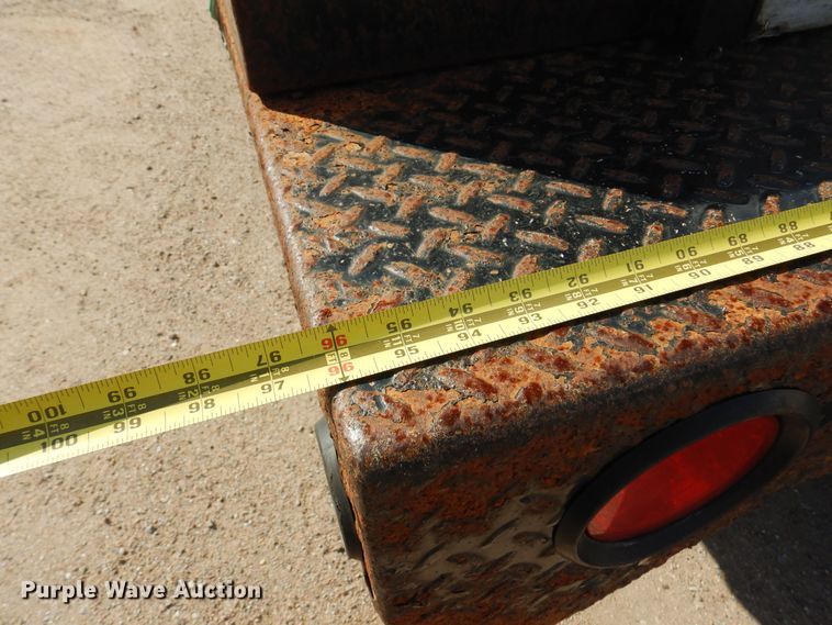 image for item KD9206 2016 Ford F350 Super Duty  SuperCab flatbed pickup truck