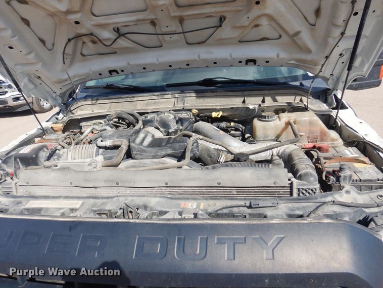 image for item KD9206 2016 Ford F350 Super Duty  SuperCab flatbed pickup truck