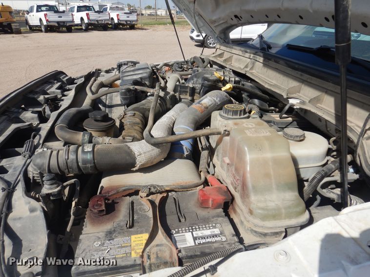 image for item KD9206 2016 Ford F350 Super Duty  SuperCab flatbed pickup truck