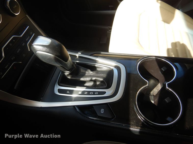 image for item KD9208 2015 Ford Edge