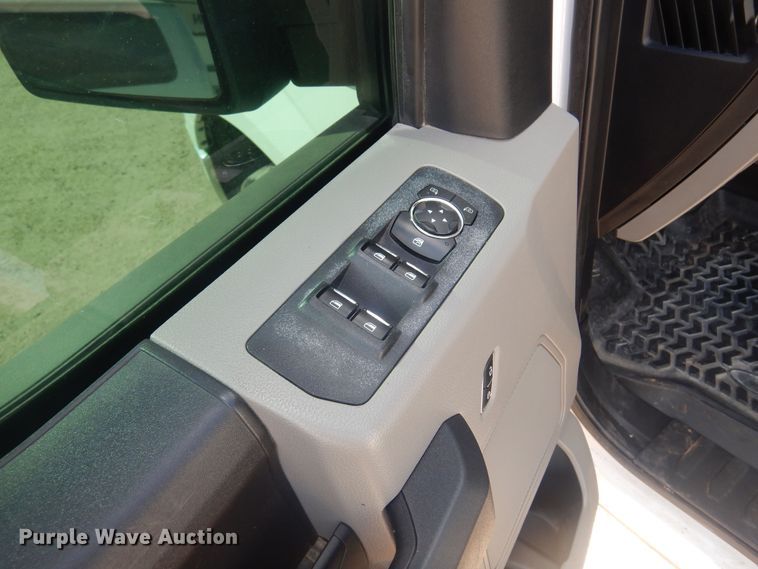 image for item KD9209 2020 Ford F150  SuperCrew pickup truck