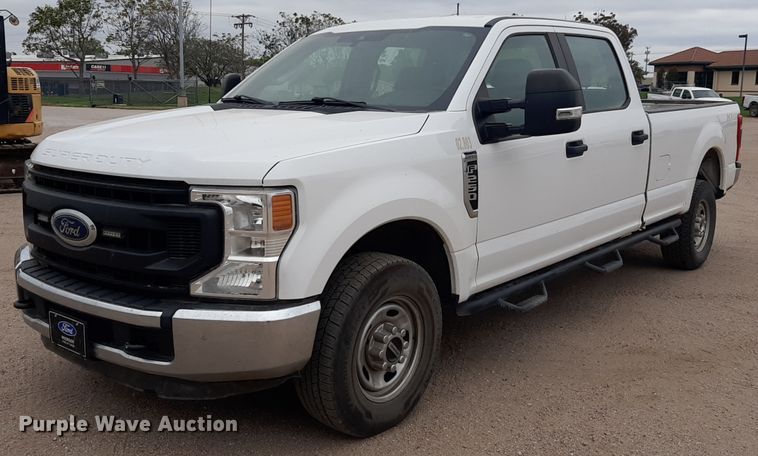 image for item KD9211 2020 Ford F250 Super Duty  Crew Cab pickup truck