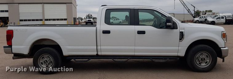 image for item KD9211 2020 Ford F250 Super Duty  Crew Cab pickup truck