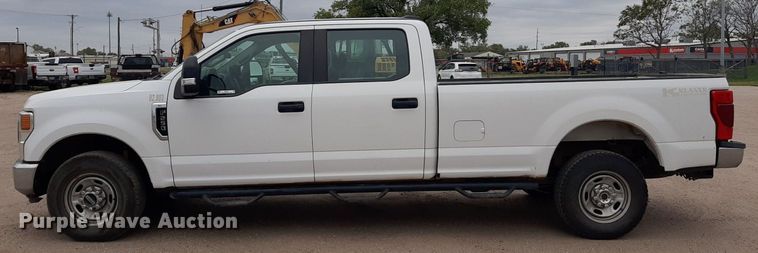 image for item KD9211 2020 Ford F250 Super Duty  Crew Cab pickup truck